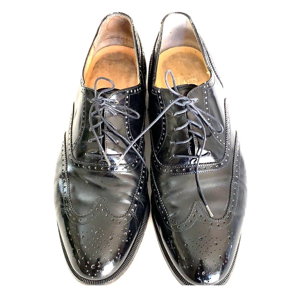 Men’s Wingtip Dress Shoes